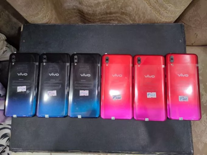 Vivo Y93 6/128 gb - photo 1