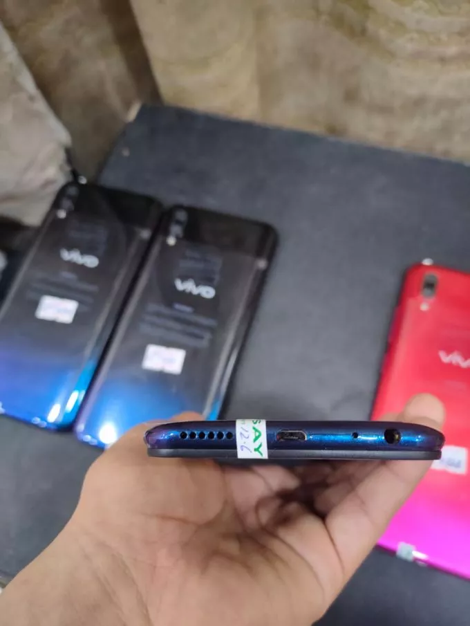 Vivo Y93 6/128 gb - photo 3