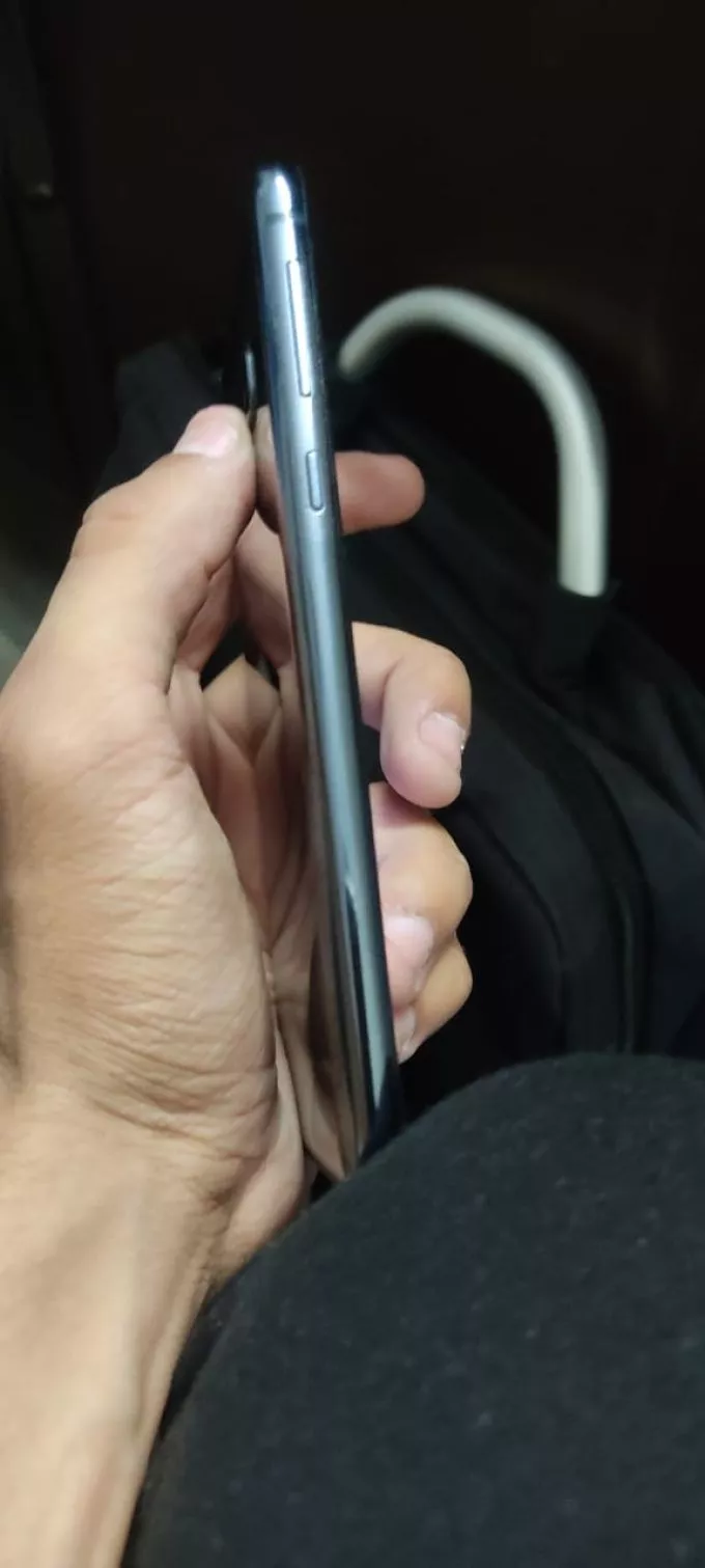 Samsung S10e - photo 3