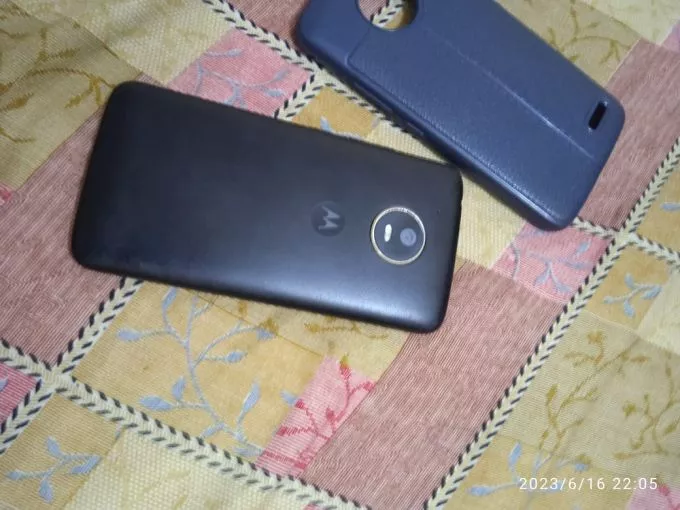 motorola mobile 100 percent good condition - photo 2