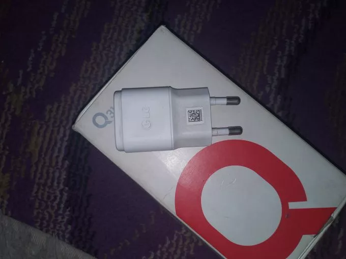 Lg Q31 - photo 3