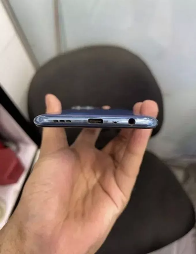 Phone Oppo f17 pro android - photo 1
