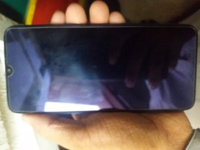 Realme 5 4/128gb pta approved - photo 1