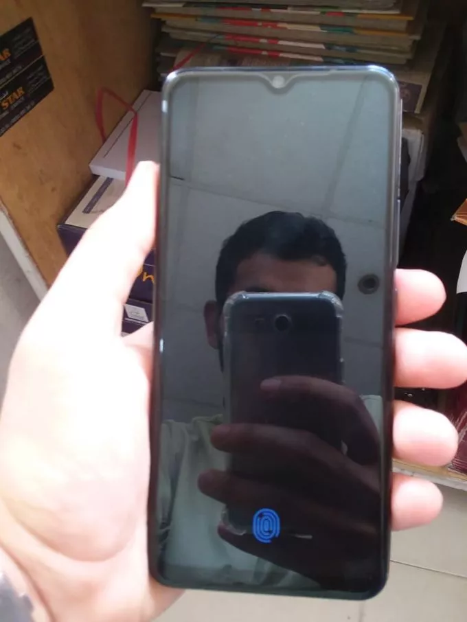 Vivo y73 - photo 1