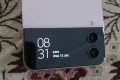 Samsung Galaxy Z Flip4 - Photos