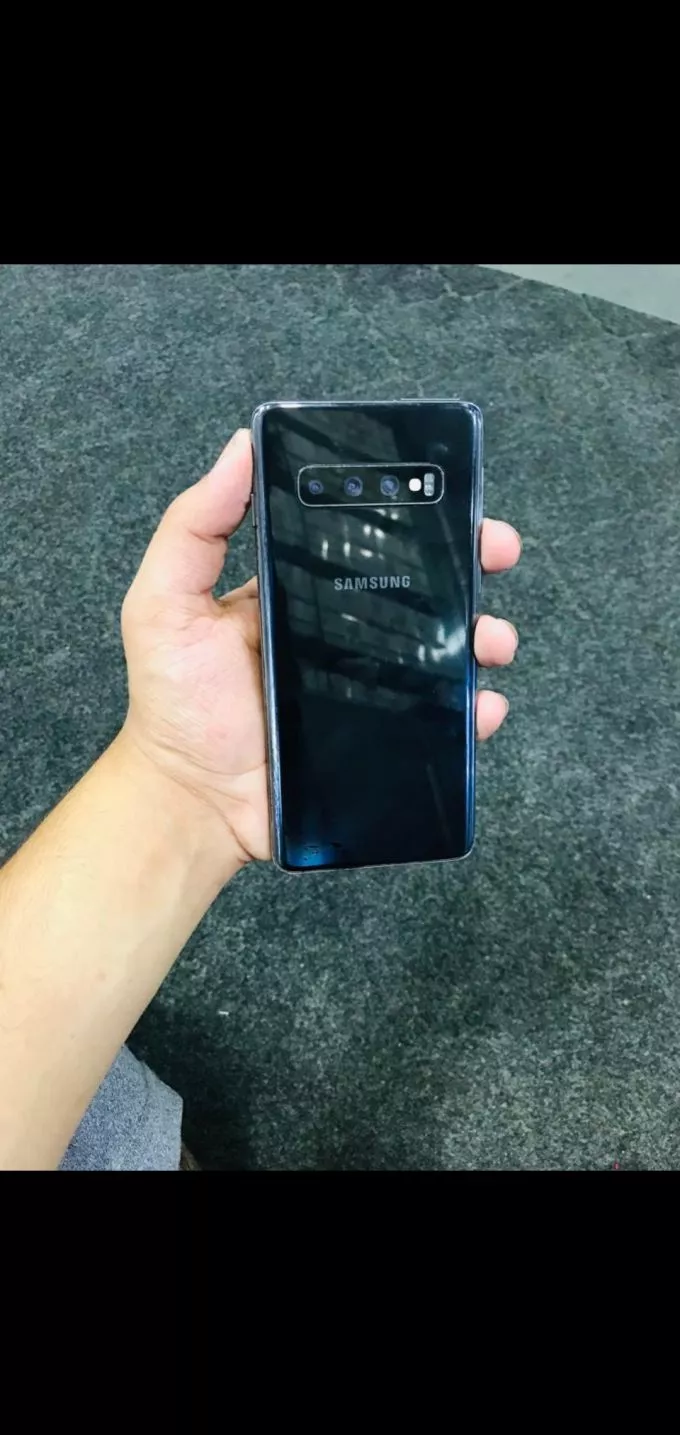 Samsung s10 - photo 3