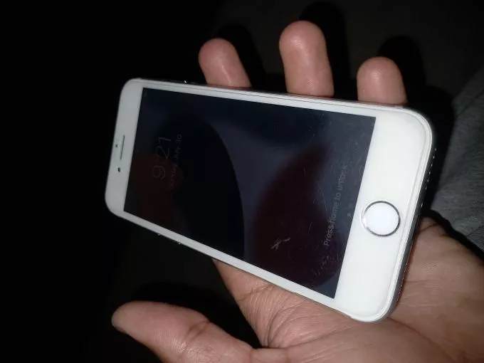 Iphone 7 non pta - photo 2