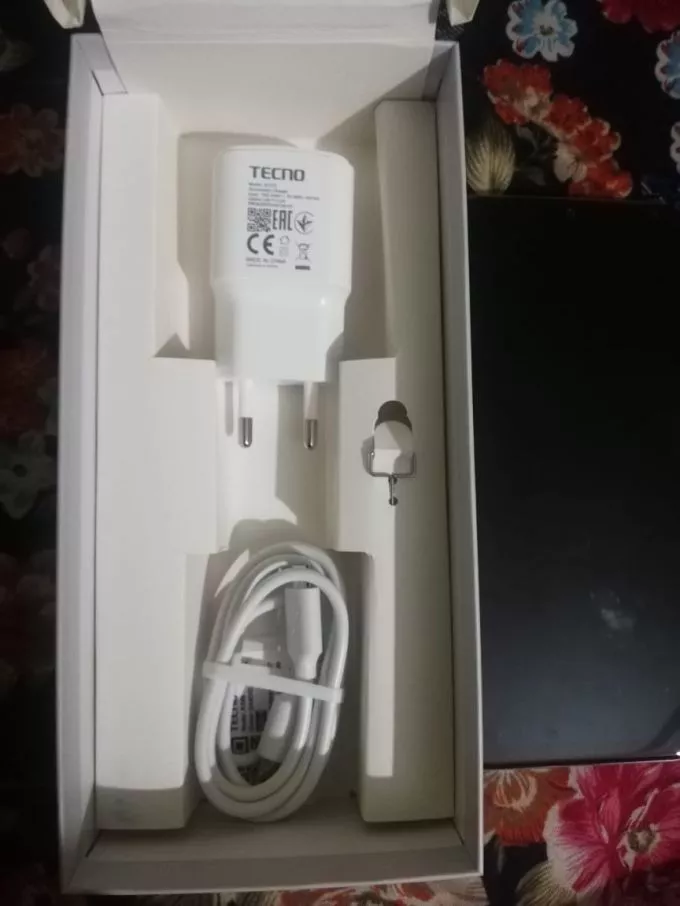 New Box pack Techno Spark 8C 4/128 - photo 2
