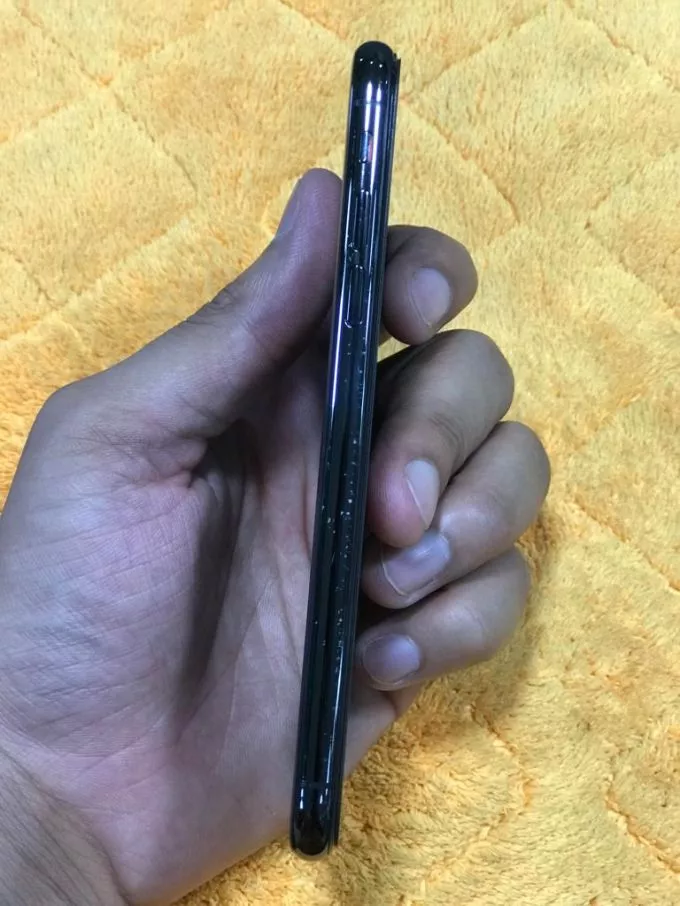 Iphone X - photo 1