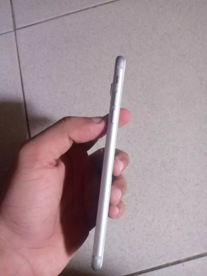 IPhone 7 Plus pta approved but factory lock - photo 3