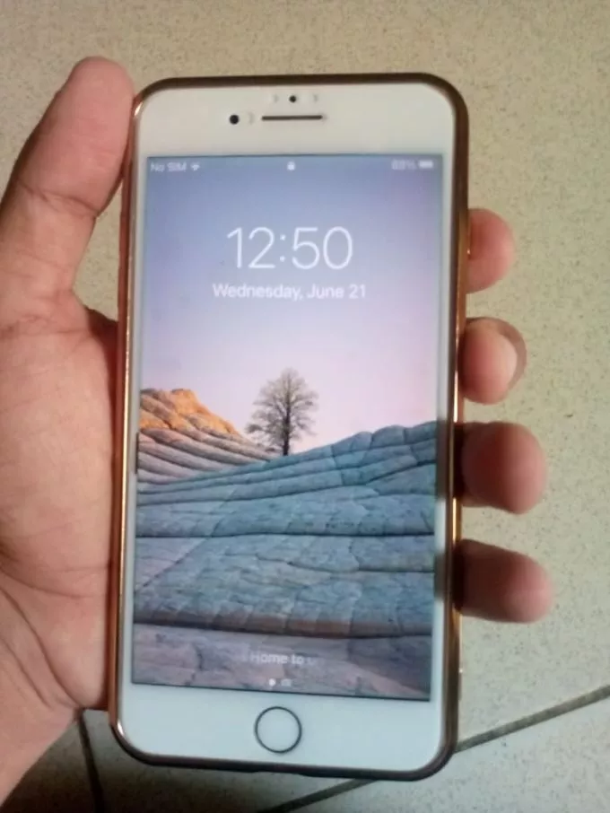 IPhone 7 Plus pta approved but factory lock - photo 1