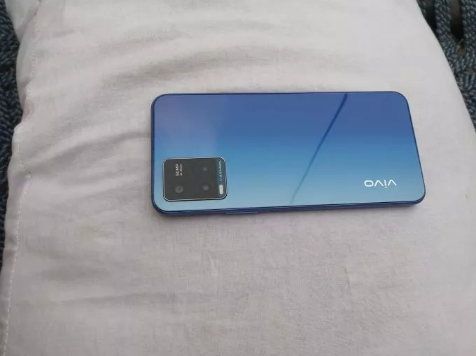 ViVo y33s 8gb/256 gb - photo 1