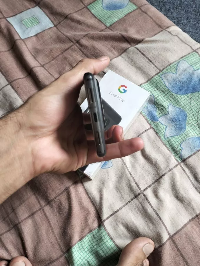 Pixel 7 Pro - photo 3