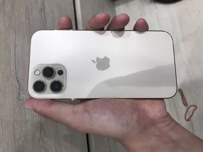 Iphone 12 pro max - photo 1