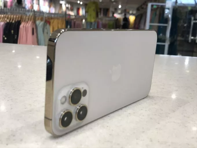 Iphone 12 pro max - photo 3