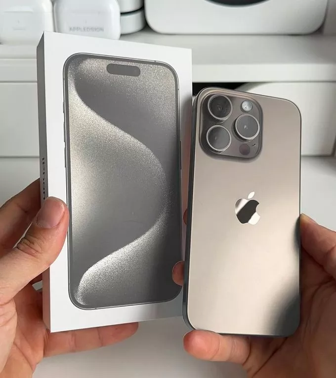 Iphone 15 pro max - photo 3