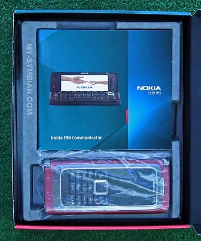 Nokia E90 box pack pta approved - photo 1
