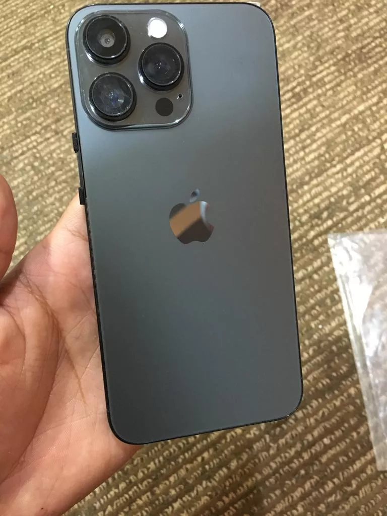 Iphone 15 pro max Titanium Master Copy  - photo 2