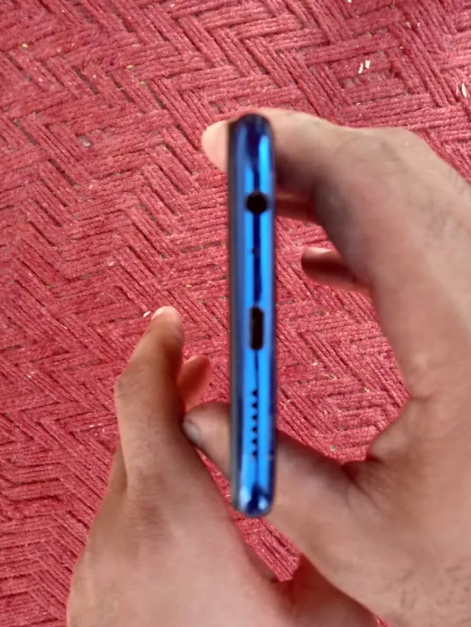 Oppo f9 4 128 - photo 3
