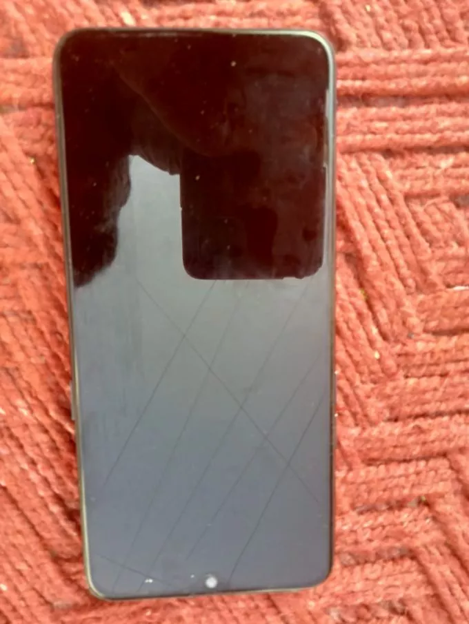 Oppo f9 4 128 - photo 1