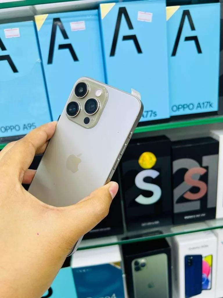 iphone 15 pro max American Copy  - photo 3