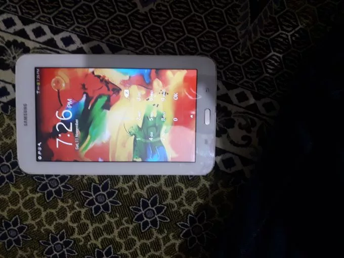Samsung t110 tab 3 lite