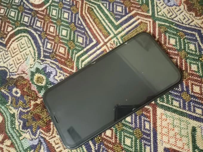 iphone 11 non pta jv 9/10 with box - photo 1