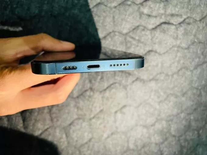 iPhone 13 pro if buyer is in larkana - photo 2