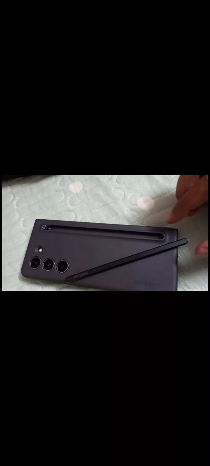 Unused Samsung Official Z Fold 5 with original Spen and case - photo 2