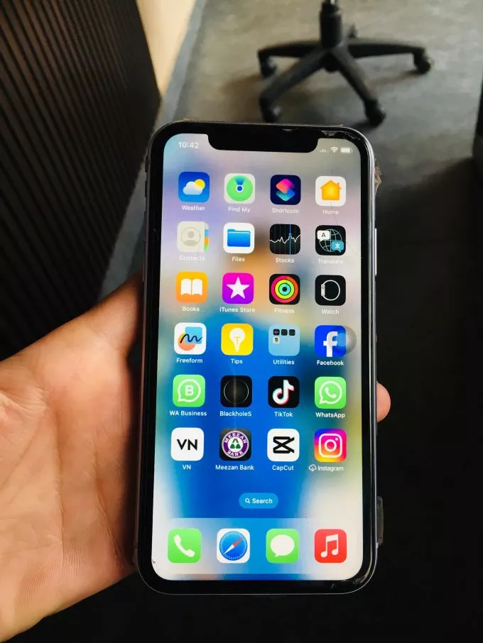iphone 11 - photo 1