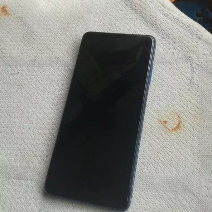 Xiaomi Poco X3 Pro - photo 1