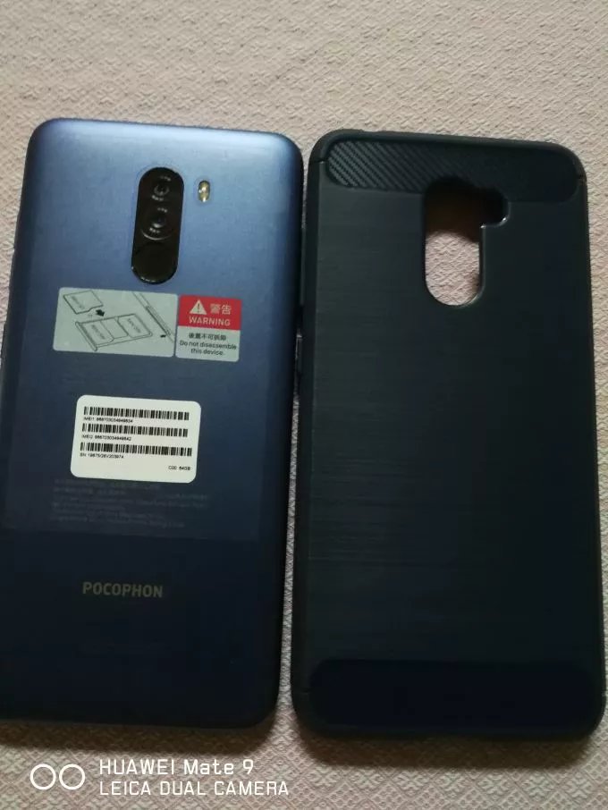 Pocophone F1 - photo 1