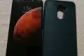 Pocophone F1 - Photos