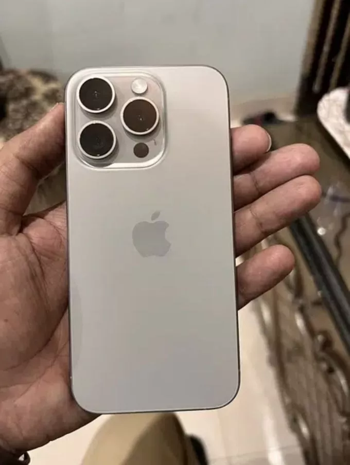 Iphone 15pro JV 256GB - photo 2