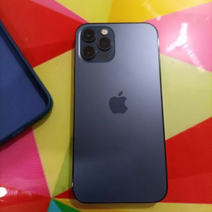 IPhone 12 pro blue color waterpack with box - photo 1