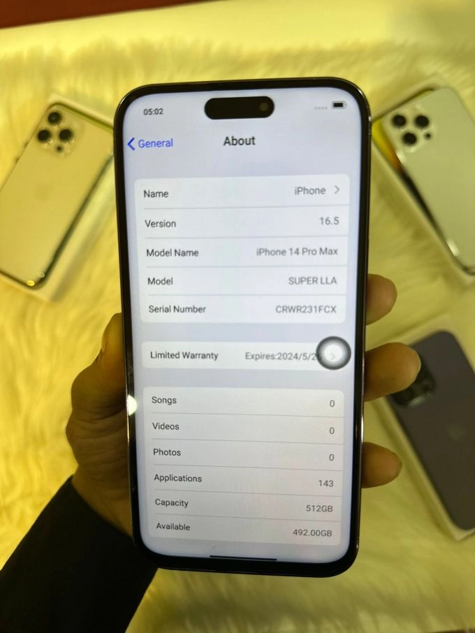 iPhone 14 Pro Max - photo 2