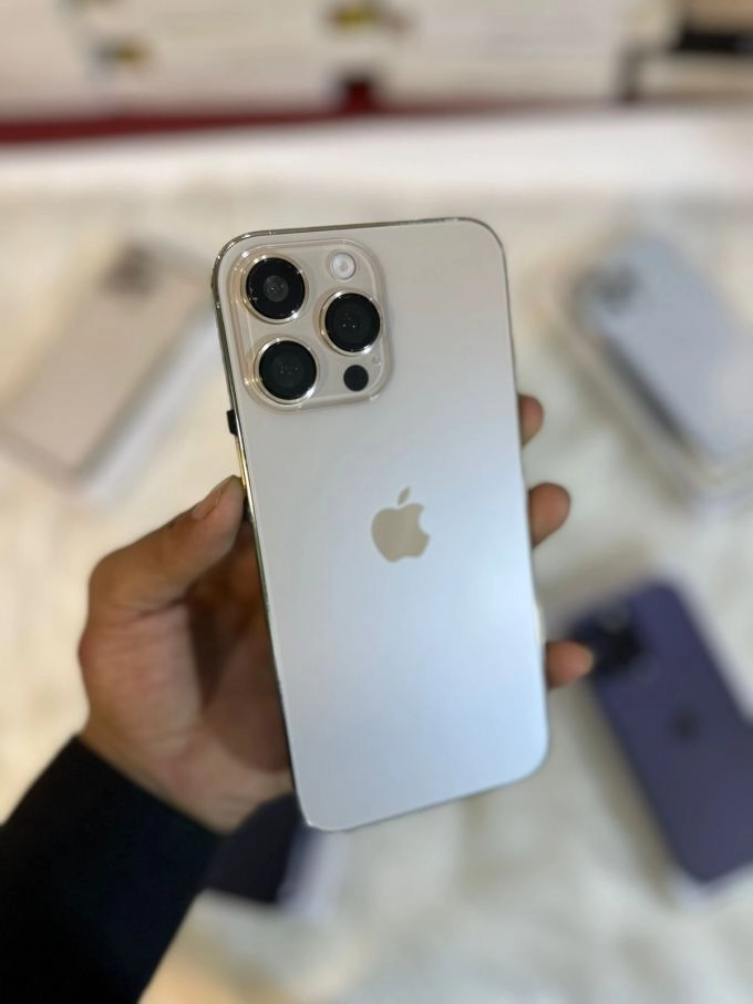 iPhone 14 Pro Max
