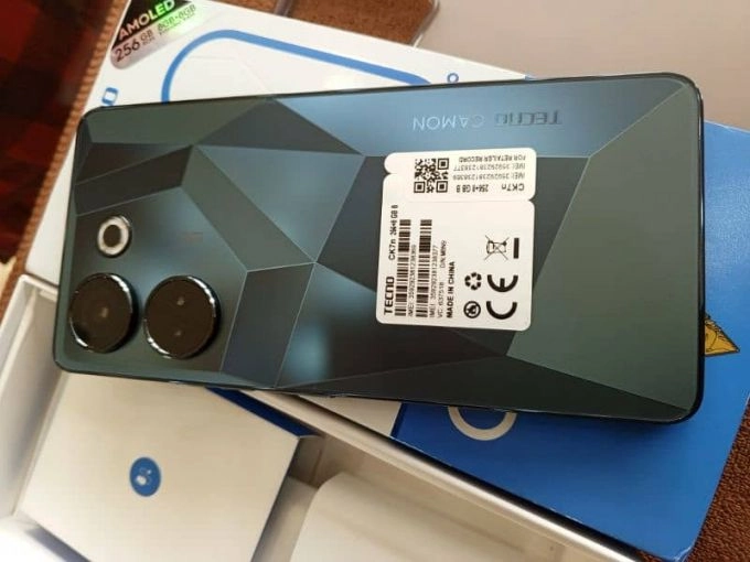 Tecno Camon 20 Pro - photo 1