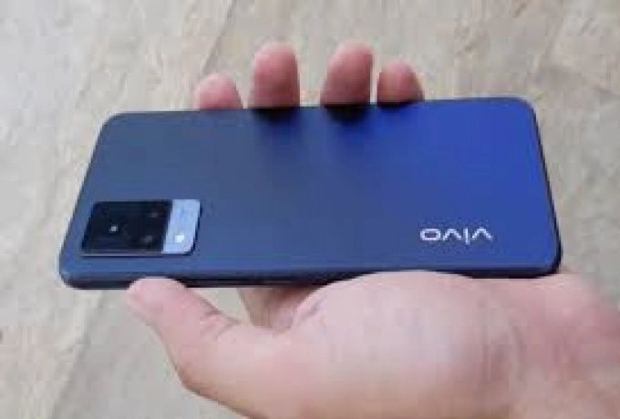 Vivo V21(10/10 Condition) - photo 1