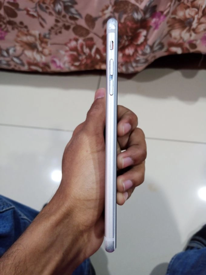 Iphone 6s plus - photo 2
