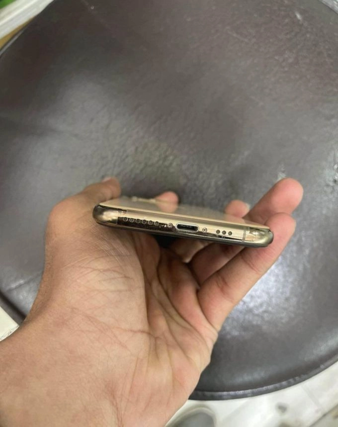 64gb 11 pro jv battery health 74% truetone ok face id - photo 1