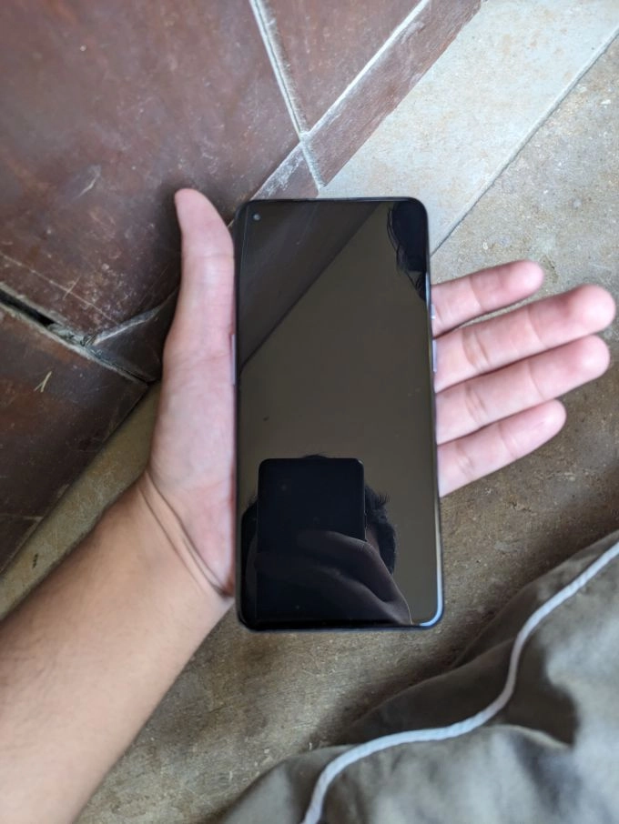 ONE PLUS 9 URGENT SALE - photo 2