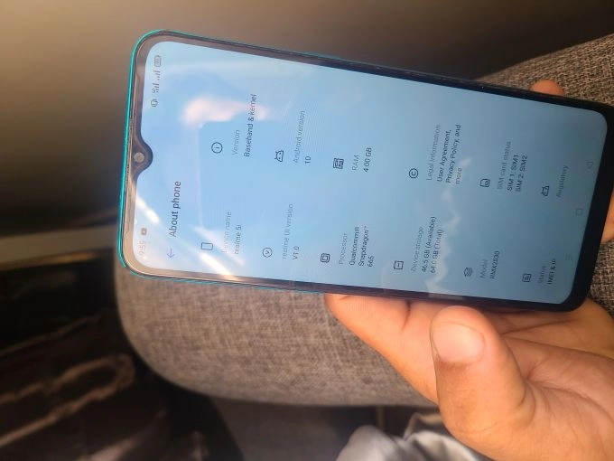 Realme 5i 4/64 Pta Official Approved - photo 1