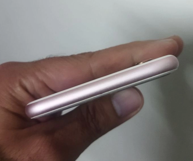 iPhone 6s 64gb - photo 1