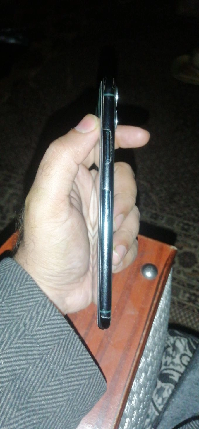 iPhone 11 pro max - photo 1