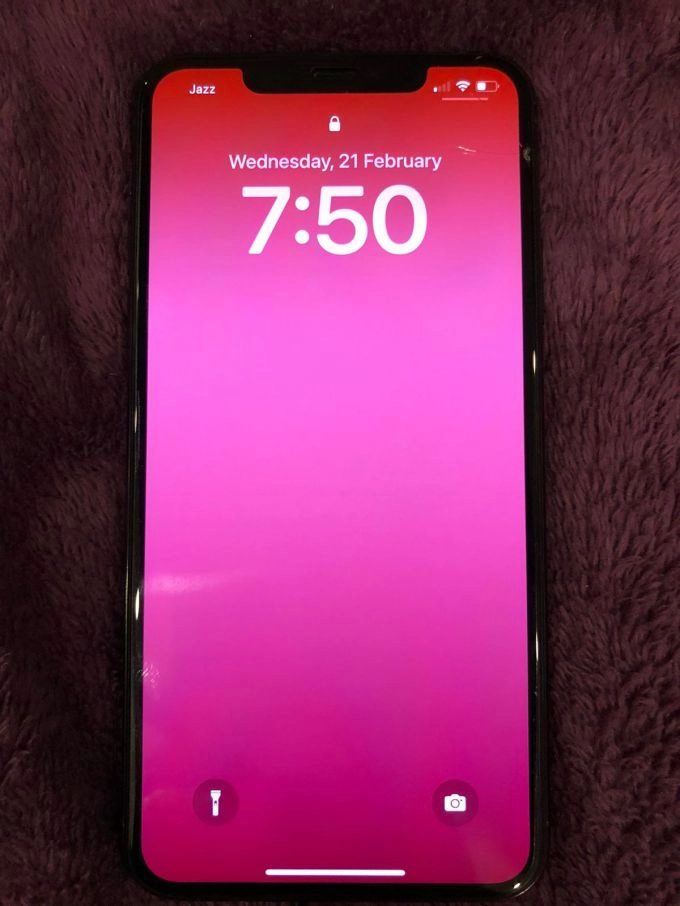 iPhone 11 Pro max 64 GB - photo 1