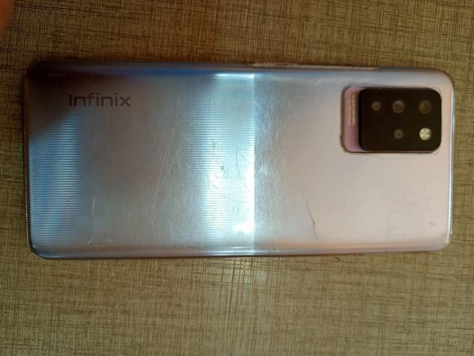 INFINIX NOTE 10 PRO - photo 3