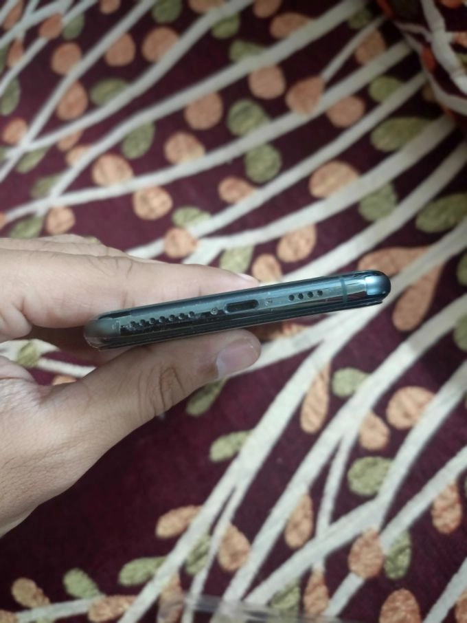 iPhone 11 Pro Max 256GB Dual PTA approved 92 battery health - photo 3