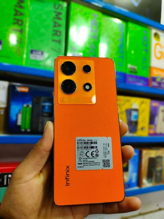 INFINX NOTE 30 4g BOX CAMERA 64 rom 8 ram 256 g - photo 1