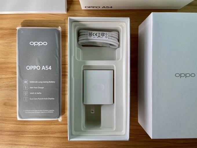 Oppo A54 - photo 3